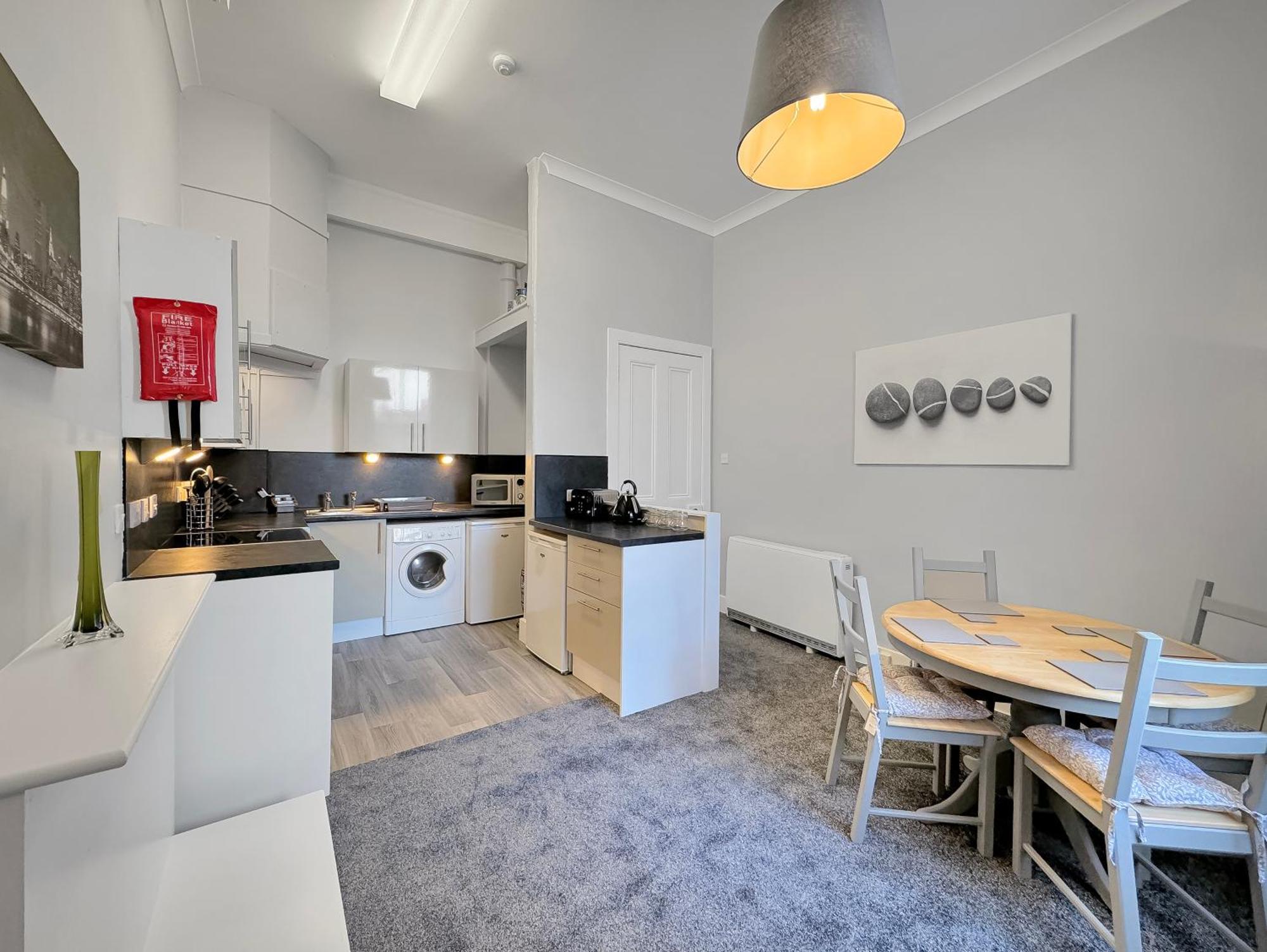 Hayfield Apartment Обан Экстерьер фото