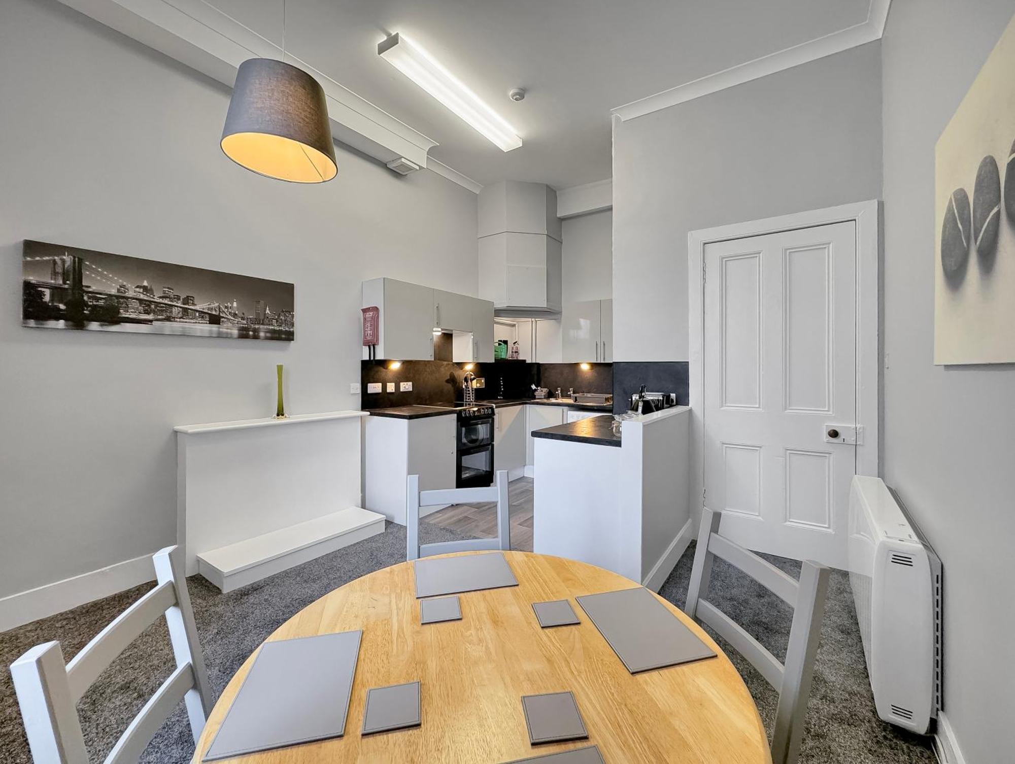 Hayfield Apartment Обан Экстерьер фото